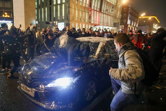 ПРО ГЕЛЕНДЖИКСКОЕ БАРАХЛО И ОПАСНУЮ АГРЕССИЮ